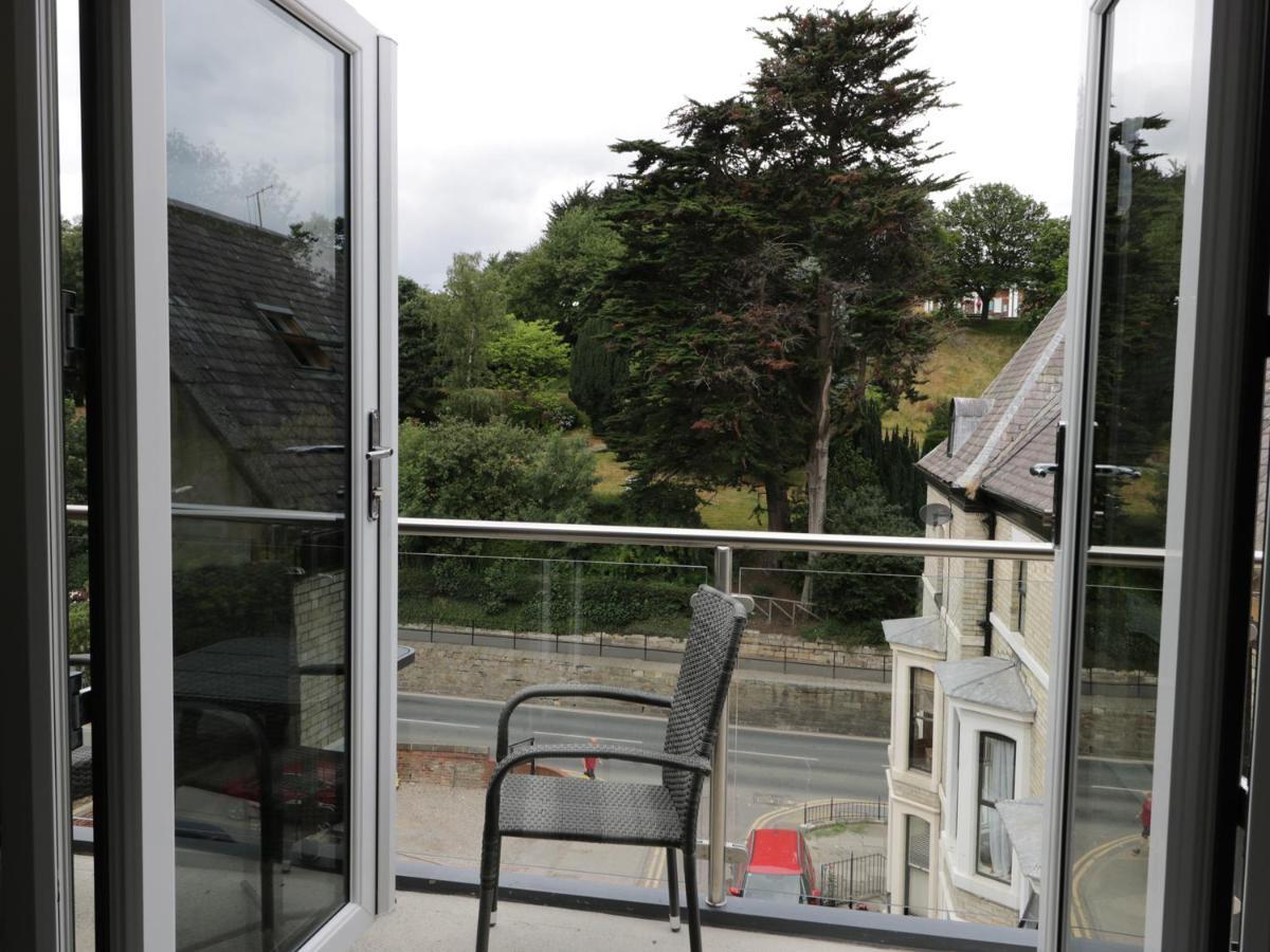 The Office Gardens, Apartment 3 Whitby Bagian luar foto